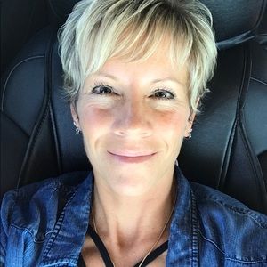 Meet your Posher, Anita